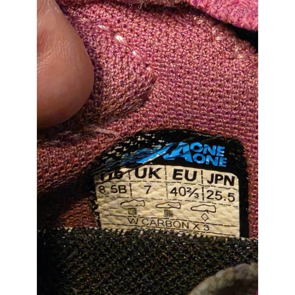 Hoka One One Carbon X 3 Shoes Festival Fuchsia/Black Shoes Women's Size 8.5B